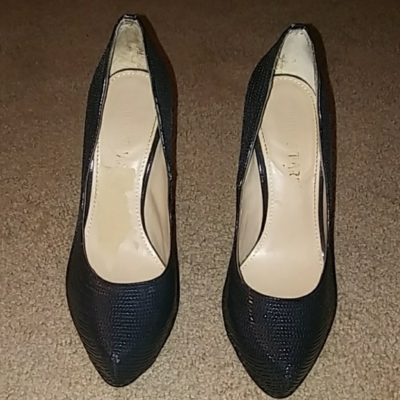 COLIN STUART - Picture 2 of 6